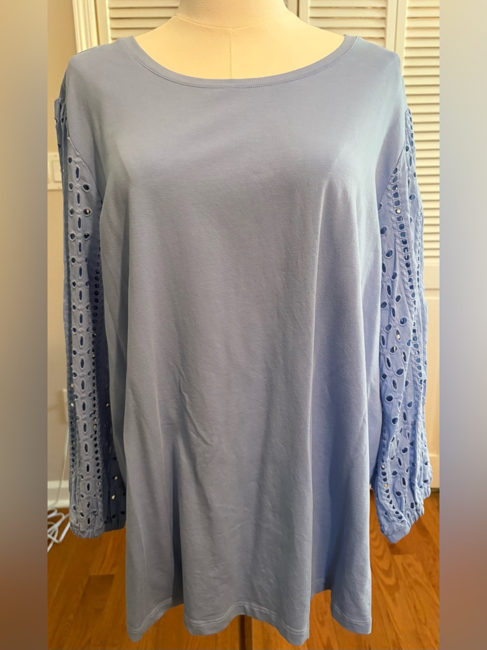 Light Blue Lilac Woman’s Eyelet Sleeve Top